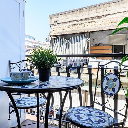 Casa Bea Apartment Наполи Екстериор снимка