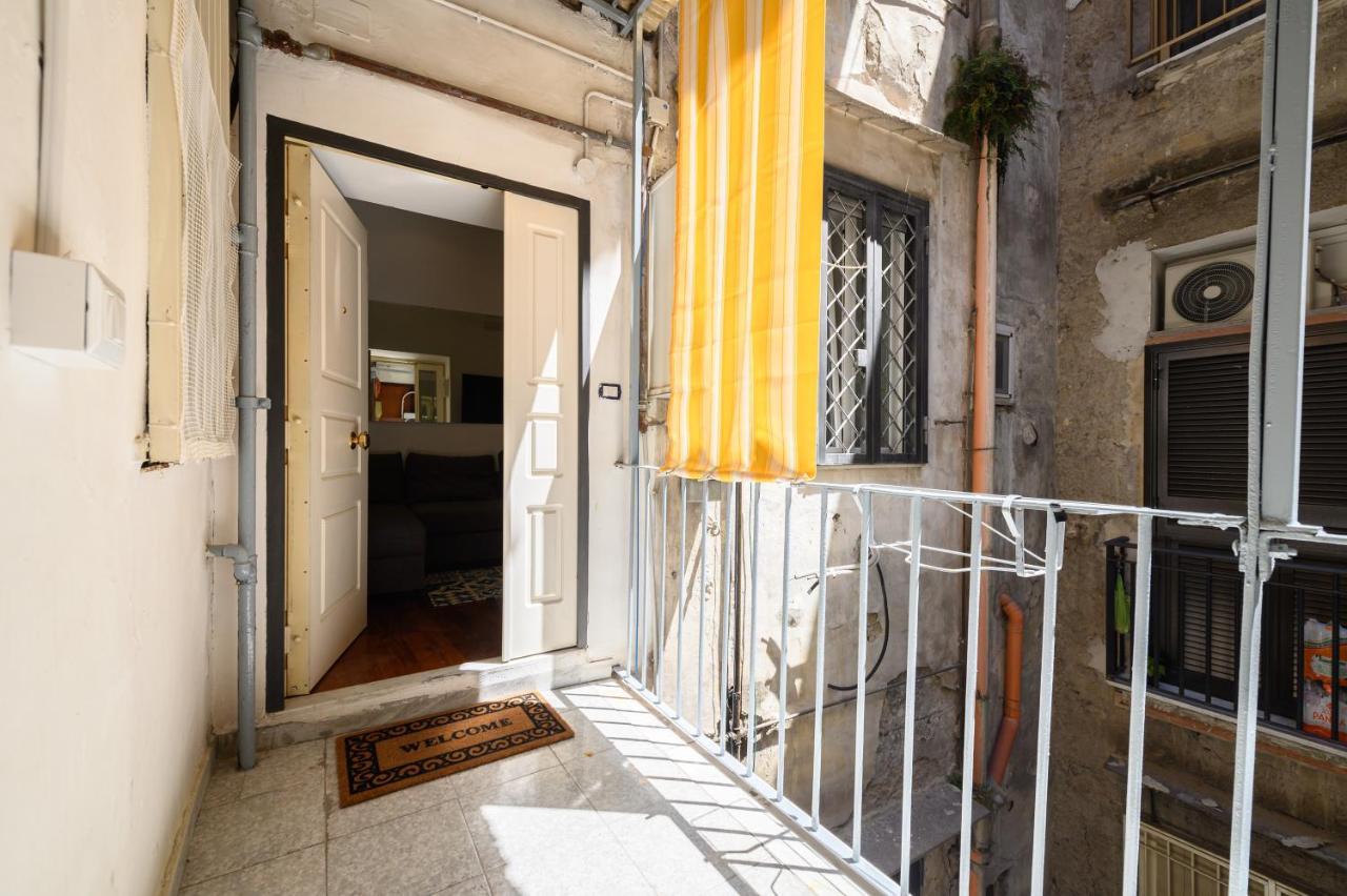 Casa Bea Apartment Наполи Екстериор снимка