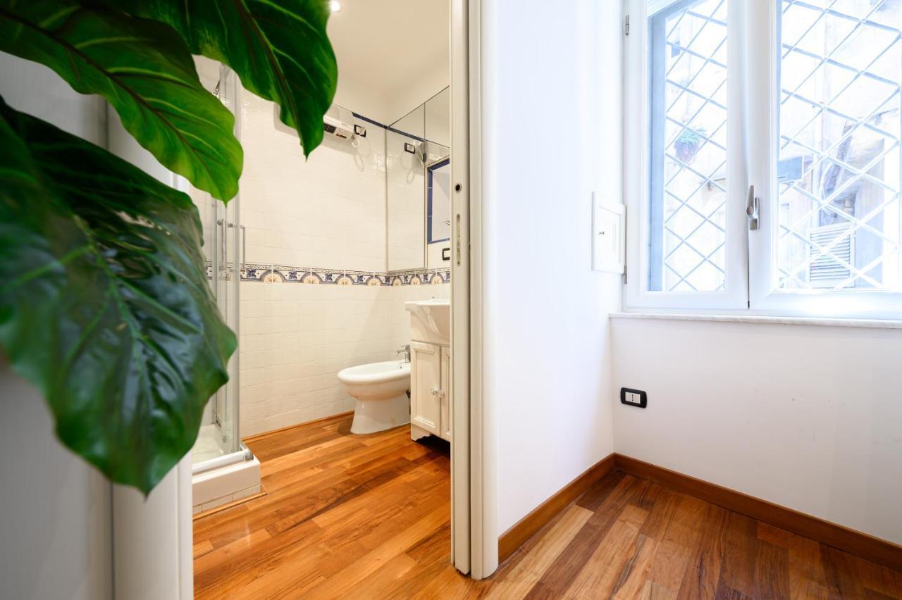 Casa Bea Apartment Наполи Екстериор снимка