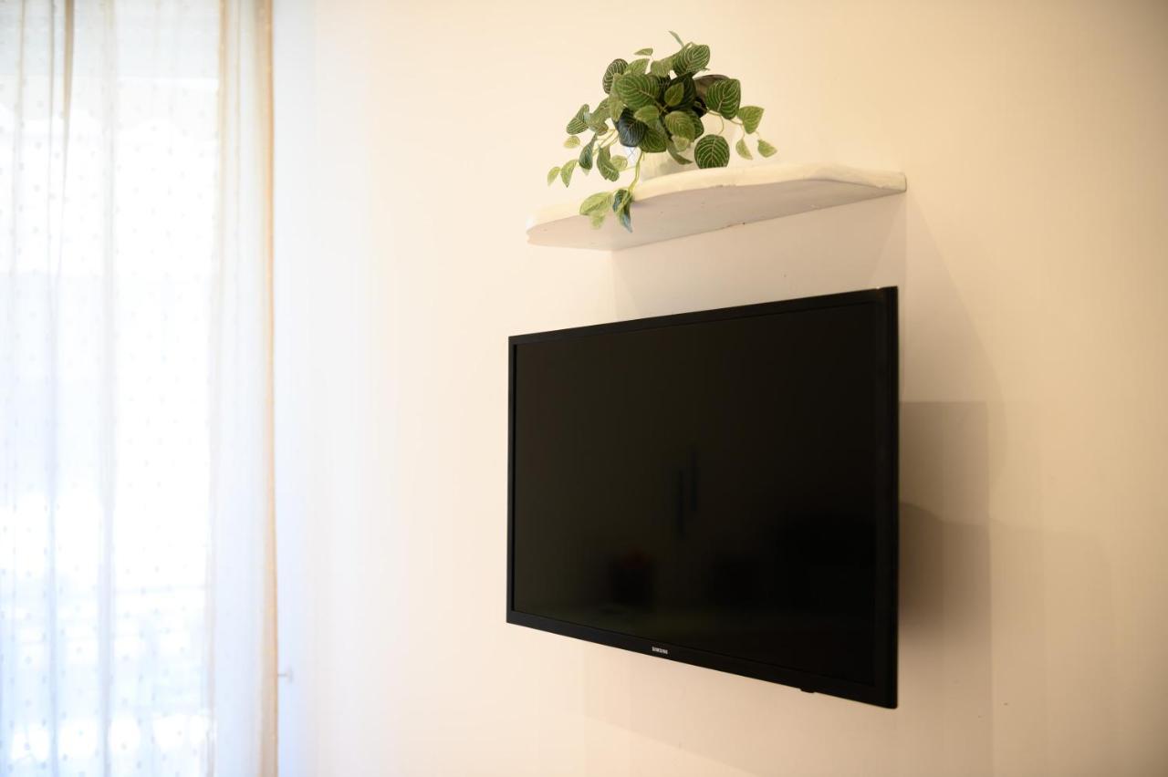 Casa Bea Apartment Наполи Екстериор снимка