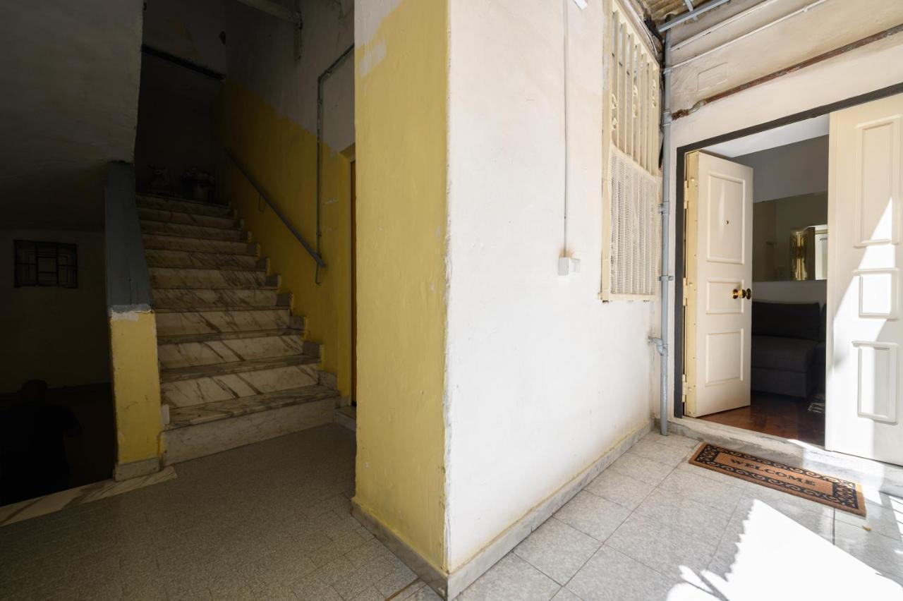 Casa Bea Apartment Наполи Екстериор снимка
